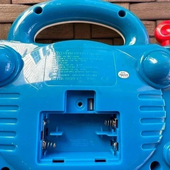 Vtech Little Smart Groovy Tunes Radio Toy - Picture 7 of 7